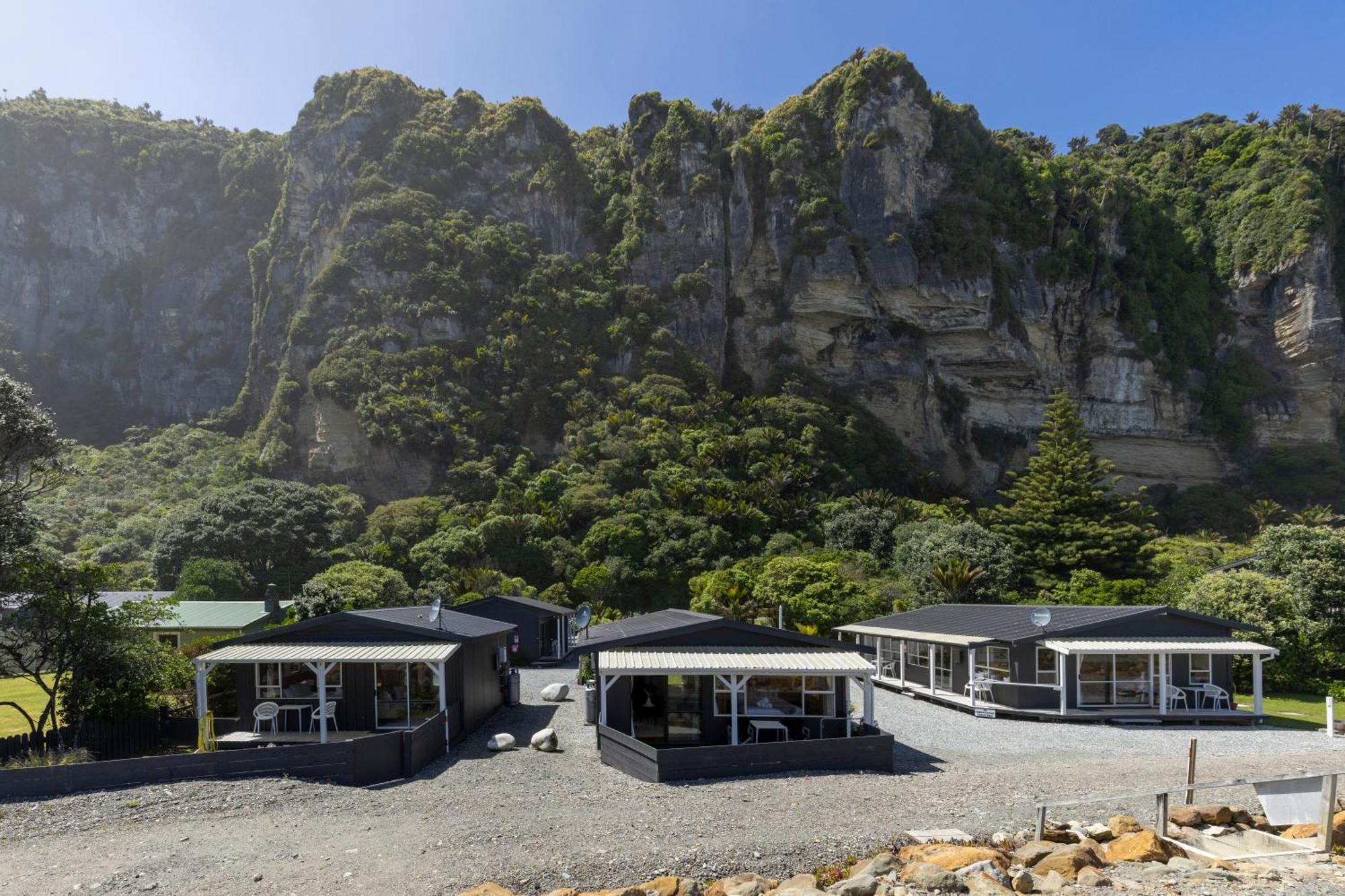 Punakaiki Beachfront Motels Ngoại thất bức ảnh