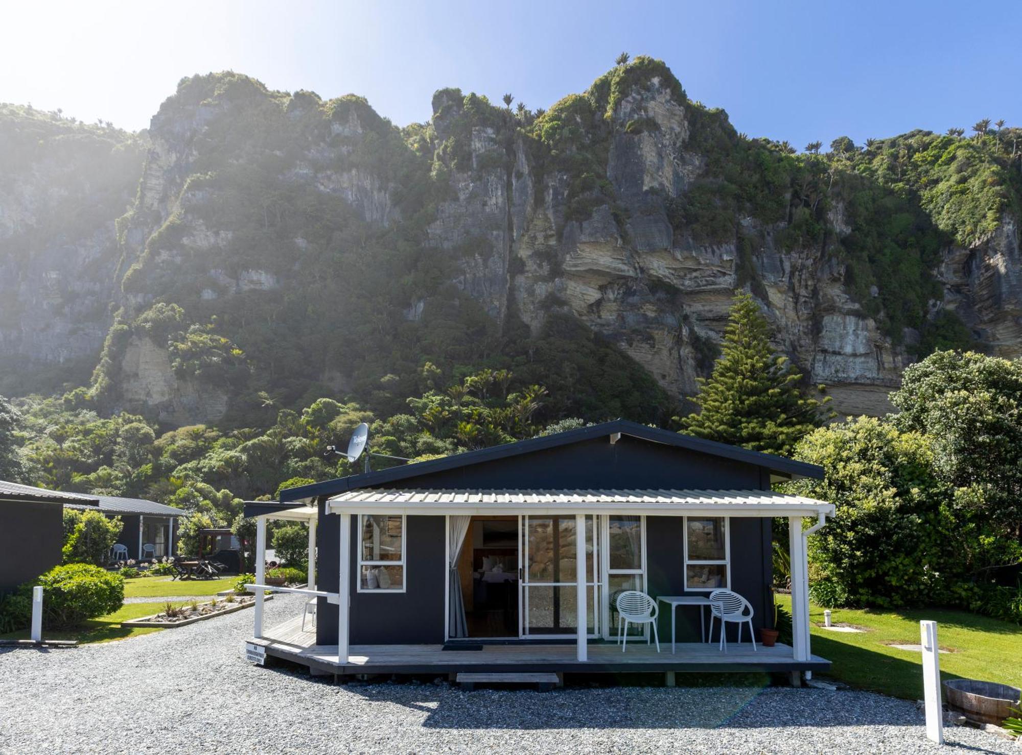 Punakaiki Beachfront Motels Ngoại thất bức ảnh